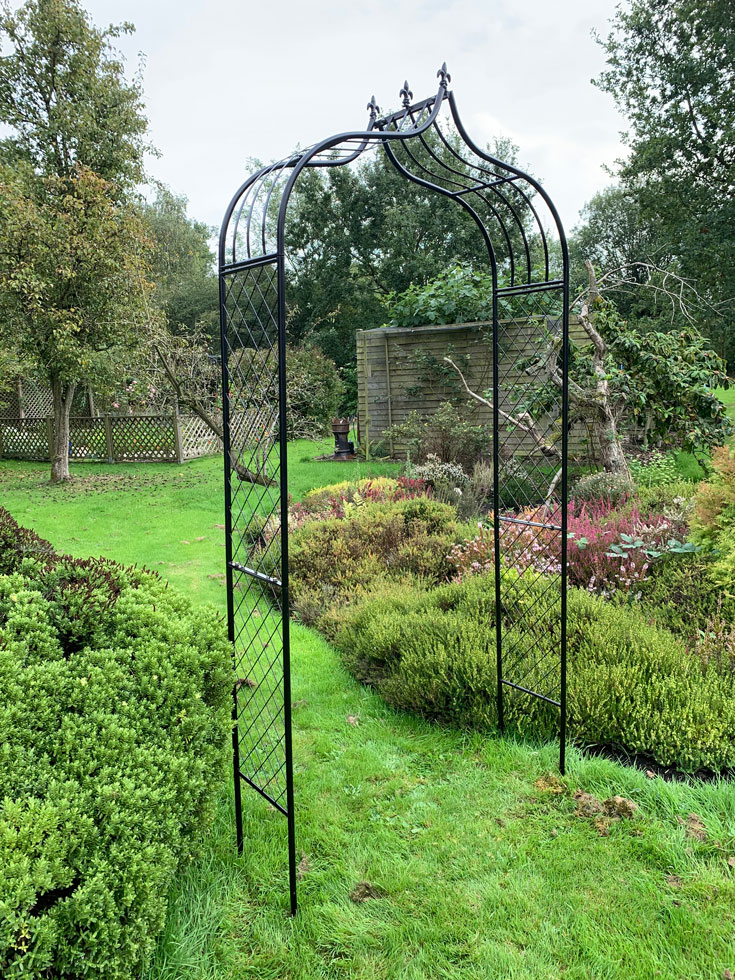 Garden Trellis Arch Fleur de Lys Black