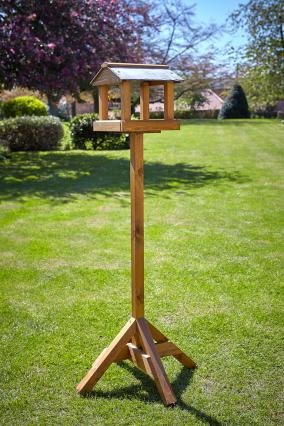 Tom Chamber Baby Ryedale Bird Table - UK Garden Products