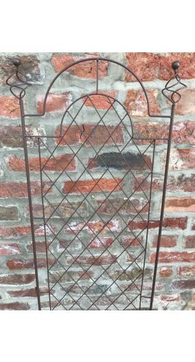 Spiral Wall Trellis Design Garden Rust Effect 120cm - UK Garden Products